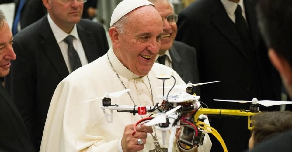 paus francis drone kinderen